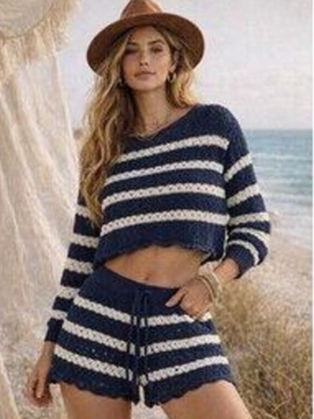 House of Harlow 1960 Cropped Navy White Striped Knit Top